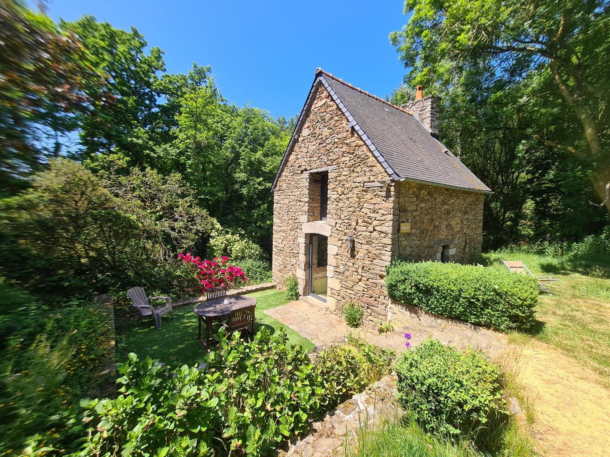 Ker Neizh Breizh - De Charme - Le Petit Chatelier Bed and breakfast Saint-Samson-sur-Rance